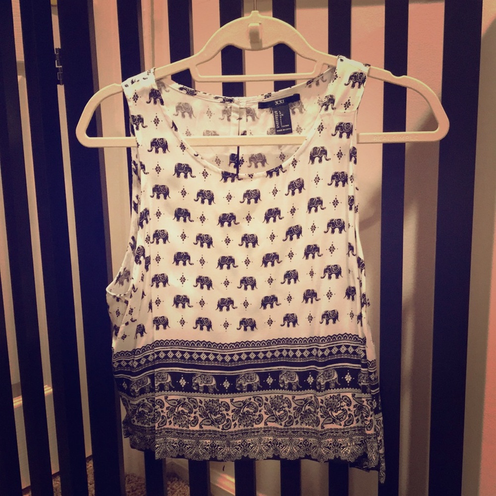 Elephant print keyhole tank